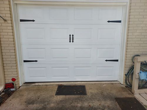 Customer photo review of Decorative Garage Door Hinge and Handle Magnet Accents (6-PC Set)