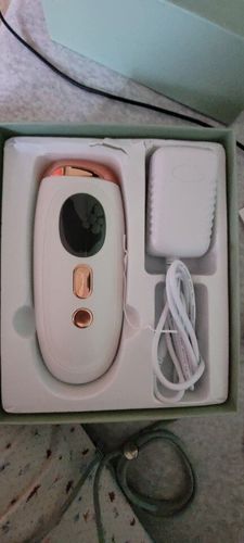 Customer photo review of HexoSkin™ At-Home IPL Laser Hair Removal