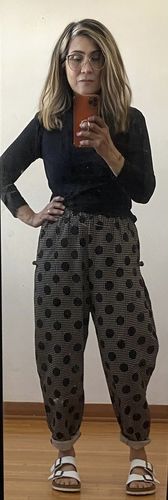 Customer photo review of Plus Size - Floral Spring Knitted Casual Print Pocket Sweater
