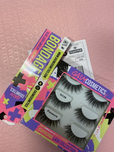 Customer photo review of Bondage Eye Lash Glue Liner - Black