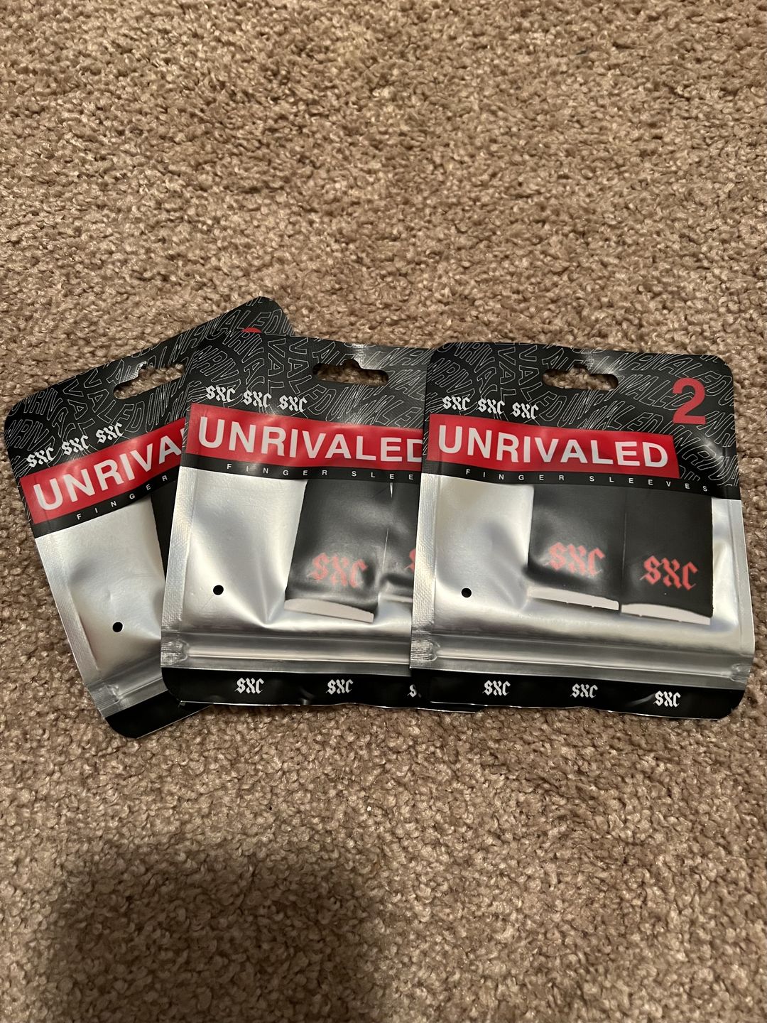 Customer photo review of NEW "UNRIVALED 2.0" Finger Sleeves Three Pack