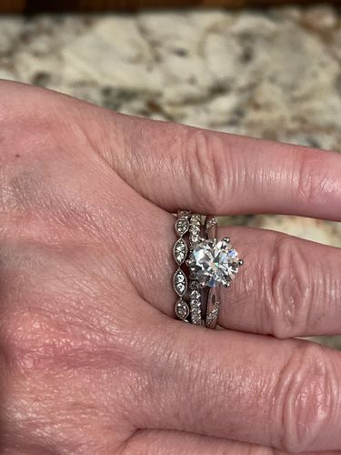 Customer photo review of Moissanite Series Fashion Six Prong Sterling Silver Ring