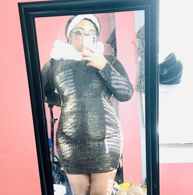 Customer photo review of The Veronica Dress