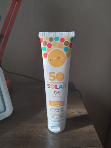 Customer photo review of Pantalla Solar Kids FPS 50+