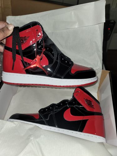 Customer photo review of Jordan 1 Reimagined Bred