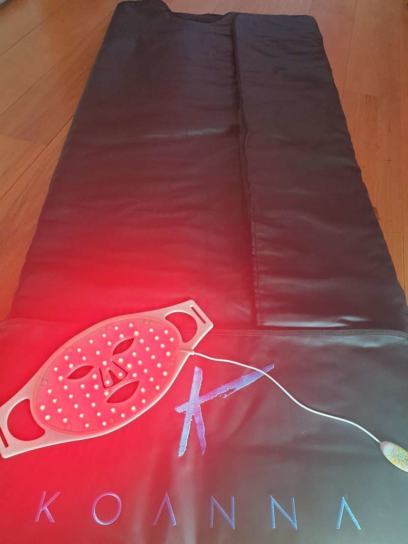 Customer photo review of LED Light Therapy Mask