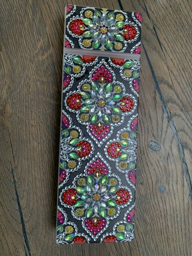 Customer photo review of Pennenbakje Rood Zwart Geel