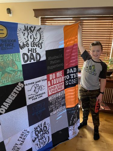 Customer photo review of Classic T-Shirt Blanket