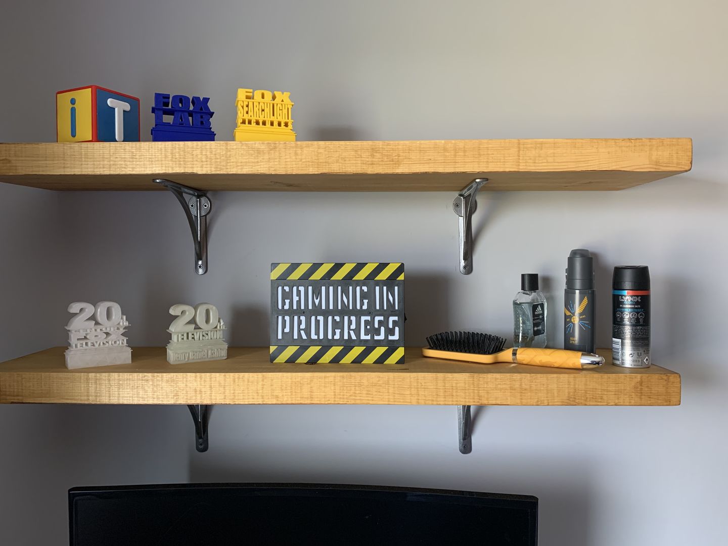 Customer photo review of 7 Inch Ironbridge Cast Iron Shelf Bracket