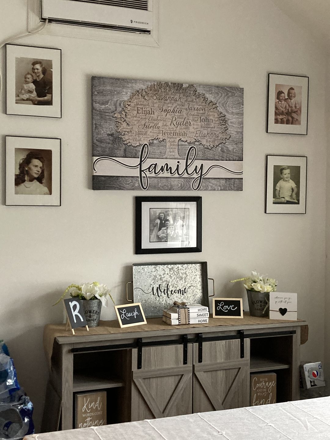 Customer photo review of Personalized Names on Tree "Family" Premium Canvas