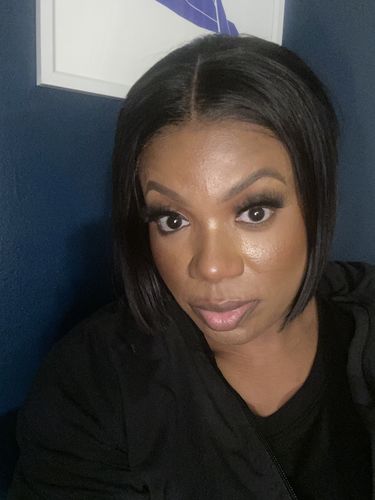 Customer photo review of [Brooklyn Hair] 9A Remy Straight 13x4 HD Lace Frontal