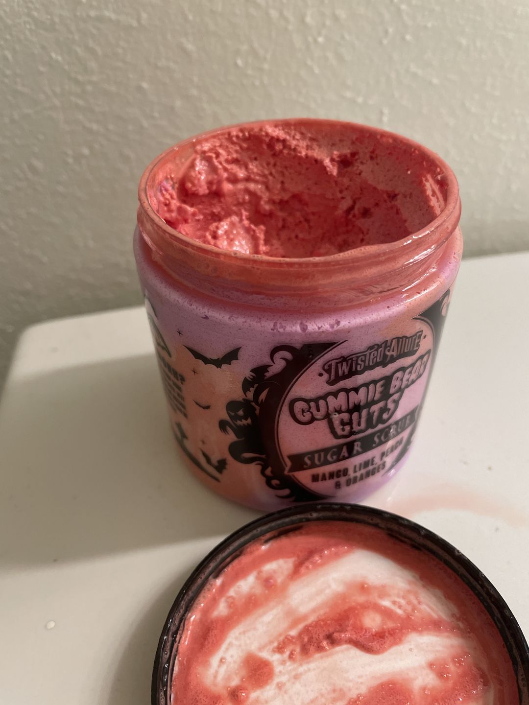 Customer photo review of Gummie Bear Guts Sugar Scrub