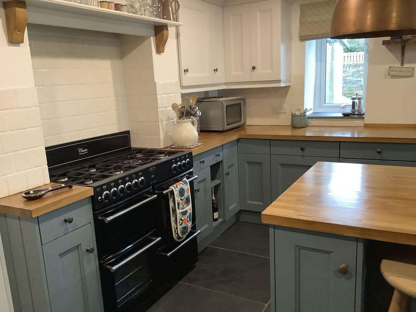 Customer photo review of Classic Aged Bronze Cupboard Handles