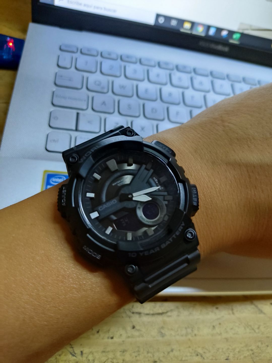 Customer photo review of Reloj Casio Análogo-Digital Vintage AEQ-110W-1BVDF Negro