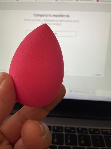 Customer photo review of Petrizzio Blending Sponge