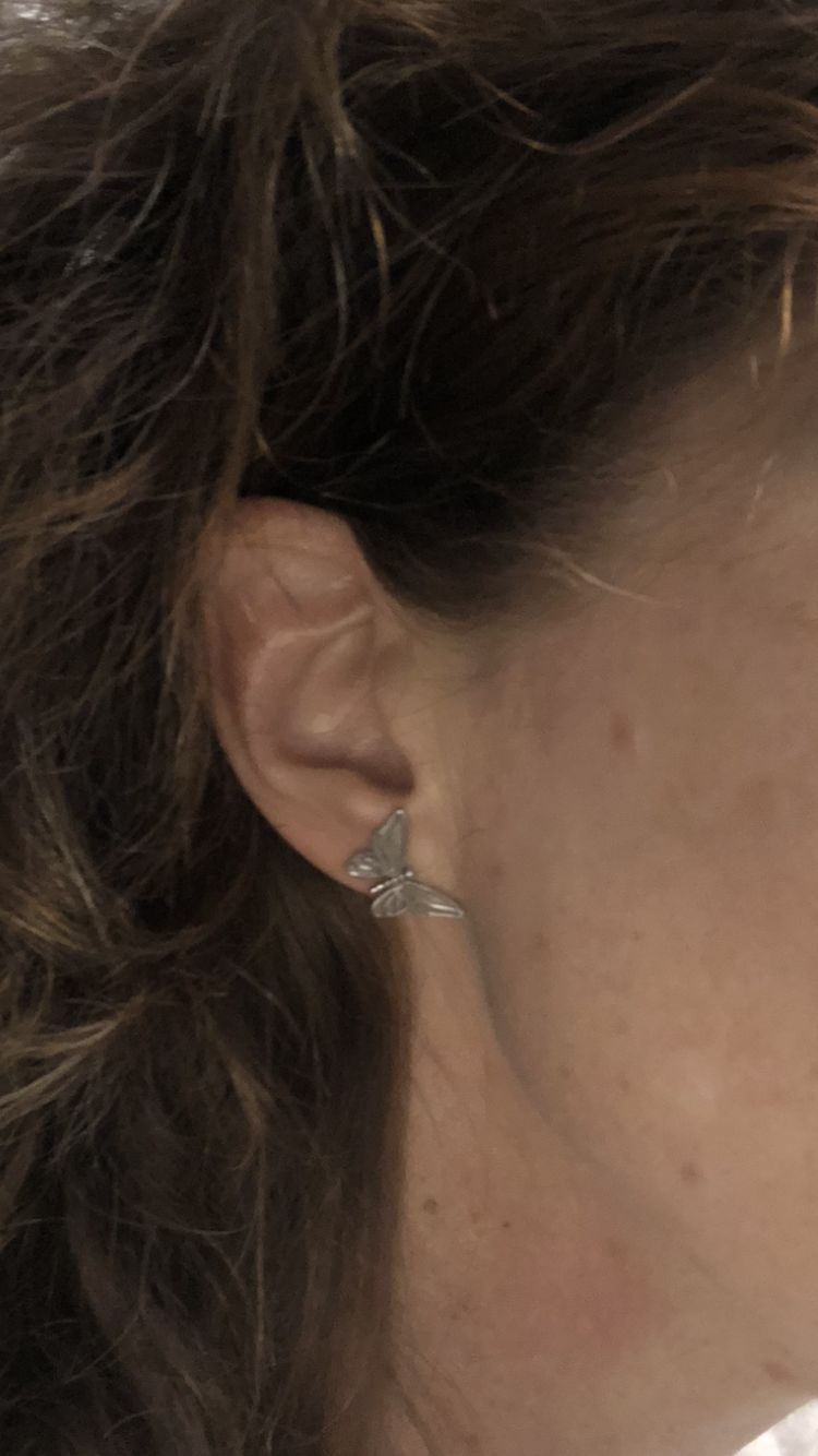 Customer photo review of BUTTERFLY EARRING (STUD)