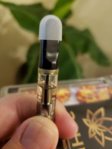 Customer photo review of 3Chi Pineapple Cake (CDT) 1g Delta 8 Cartridge
