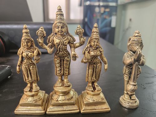 Customer photo review of Standing Hanuman Deity-Brass