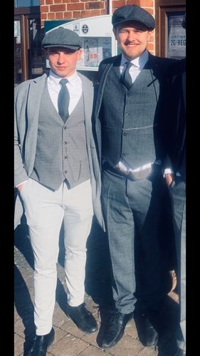 Customer photo review of Three-piece suit Tommy