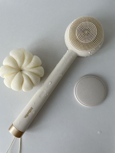 Customer photo review of Zobelle Sonica Silicone Body Brush