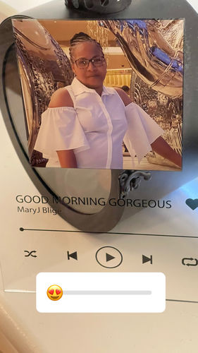 Customer photo review of Custom Song Plaque - The Best Anniversary Gift for Couples