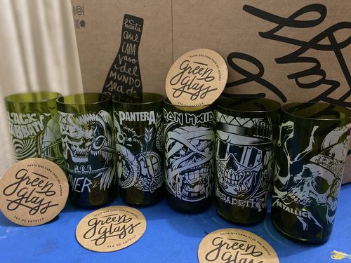 Customer photo review of Juego de 6 Vasos Metaleros