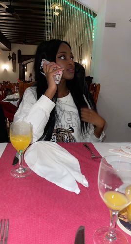 Customer photo review of TIGER Sweater - Drei Farben