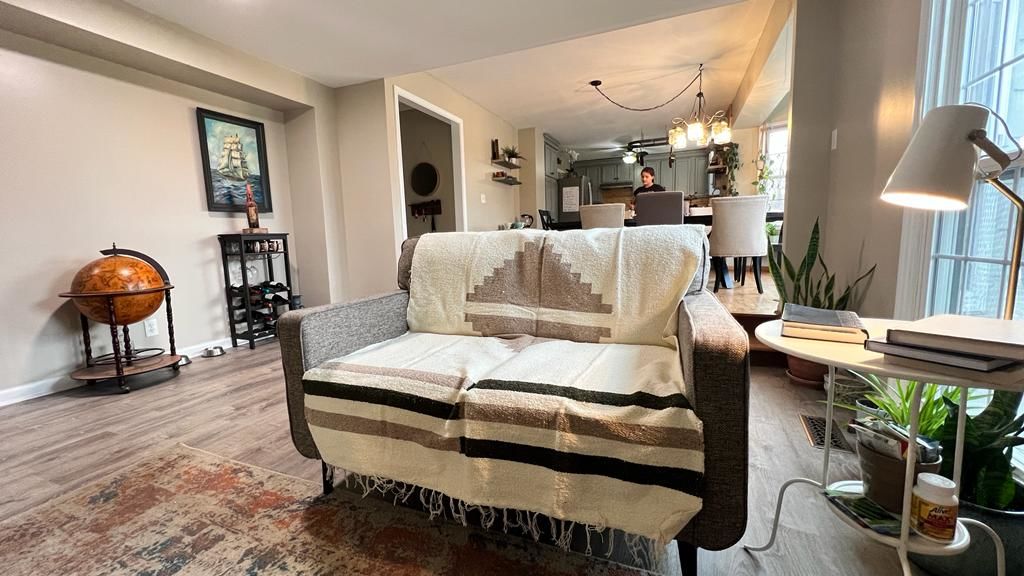 Customer photo review of Boho Azteca Blanket | Mexican Handmade Blanket