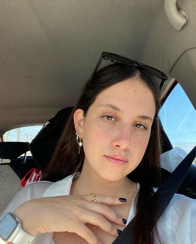 Customer photo review of Nice Earring set