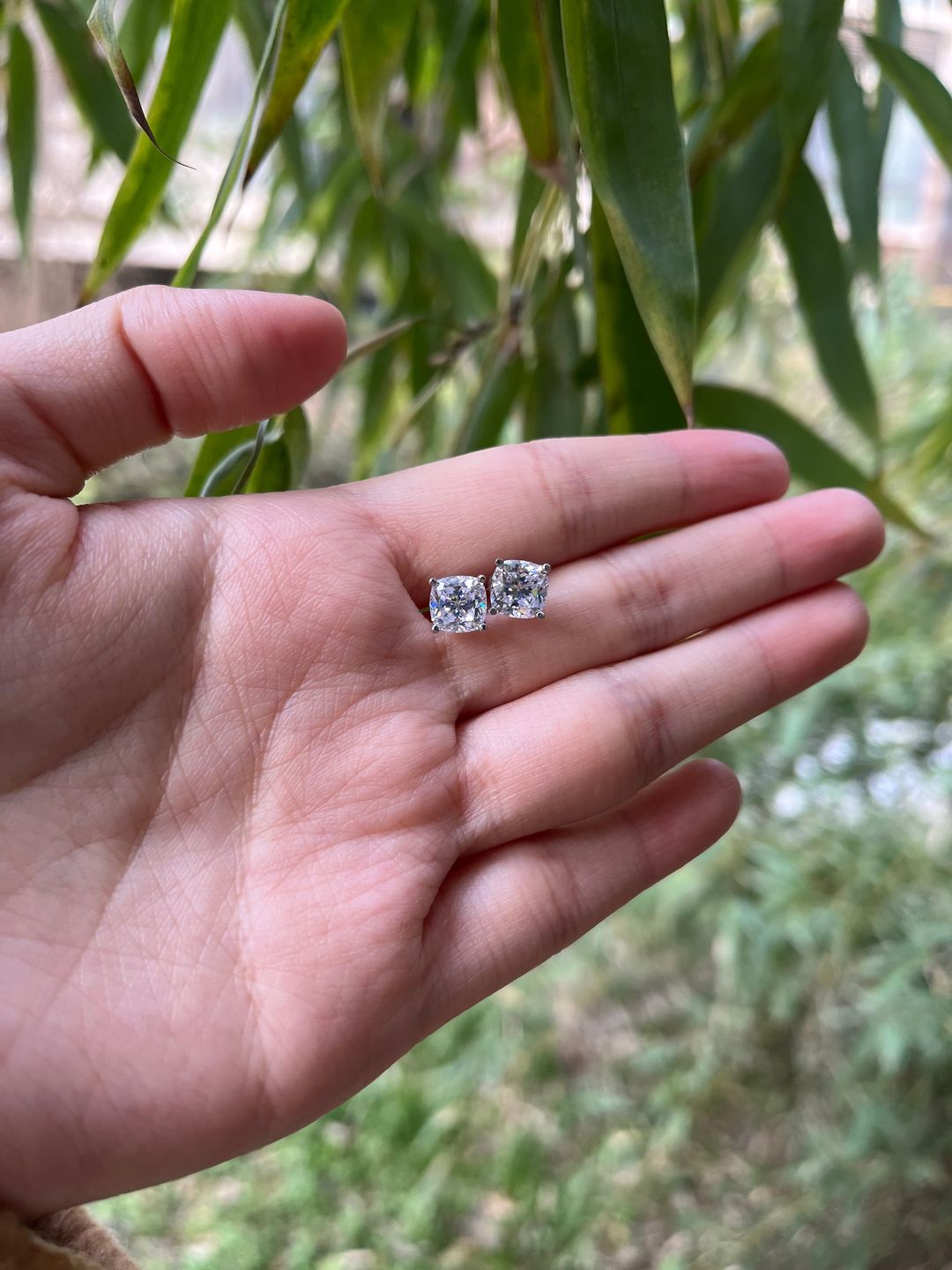 Customer photo review of Louily 1.5 CT Cushion Cut Sterling Silver Women's Stud Earrings