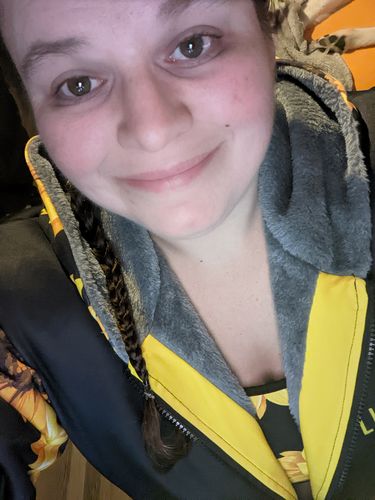 Customer photo review of SUNFLOWER HEAVY ZIP FLEECE HOODIE