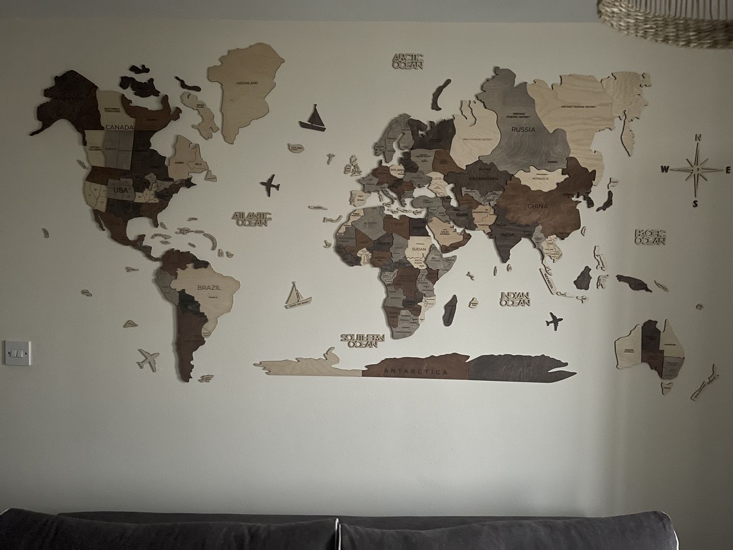 Customer photo review of Mappa del Mondo 3D in Legno Noce Scuro