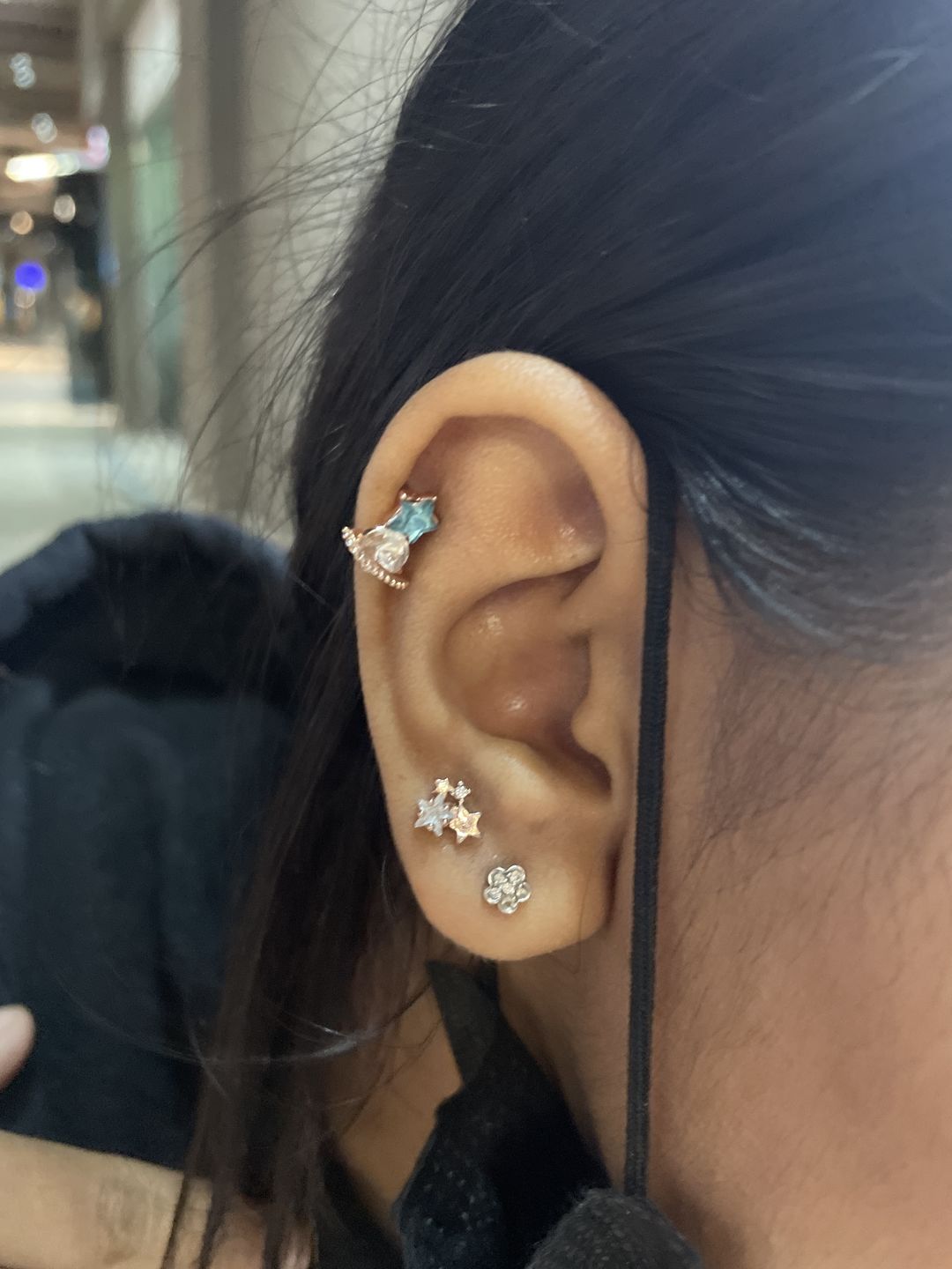 Customer photo review of Piercing Estrellas Rosca Plana