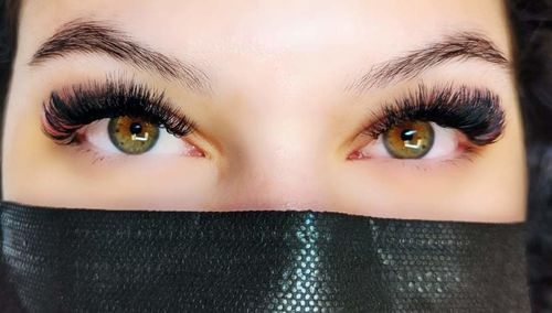 Customer photo review of 0.3-0.5s Super Fast Drying Eyelash Glue for Eyelash Extension