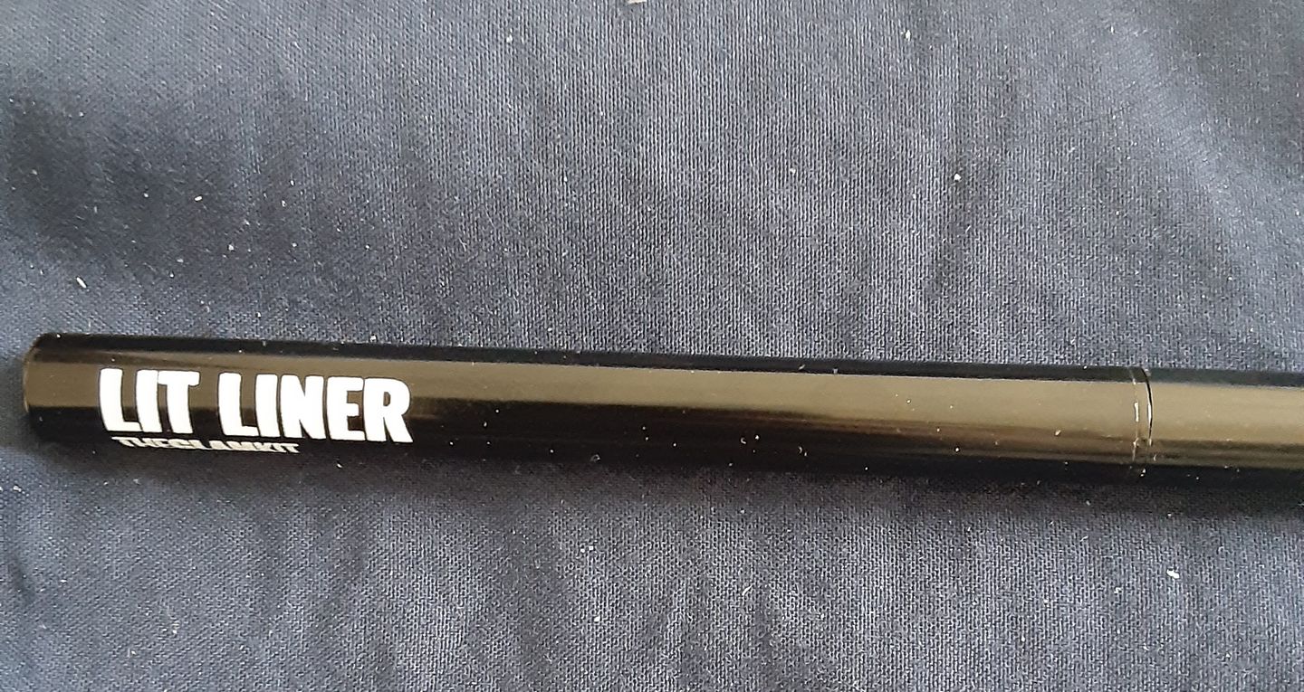 Customer photo review of Lit Liner Black
