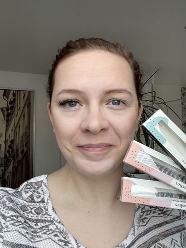 Customer photo review of DIY Wimpernband Volume 1