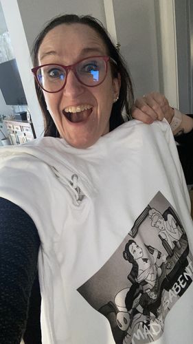Customer photo review of MÄDELSABEND - Premium Hoodie