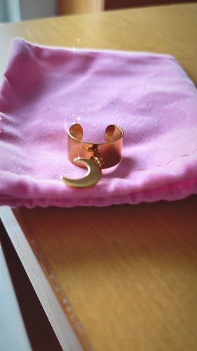 Customer photo review of Bague large pampille ajustable à croissant de Lune en acier chirurgical