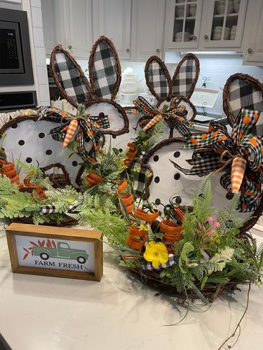 Customer photo review of Grapevine Bunny Door Hanger - Wreath Kit - WK-060