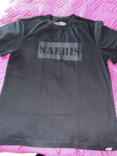 Customer photo review of SAEBIS® All Black Herren T-Shirt schwarz