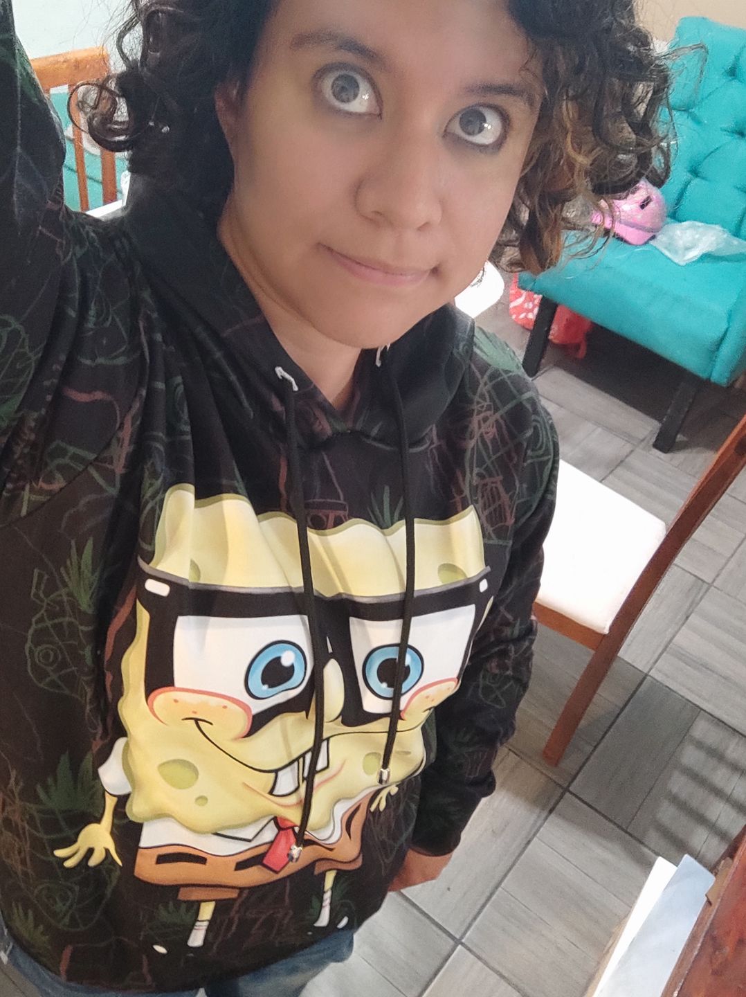 Customer photo review of Sudadera Bob Esponja Lentes