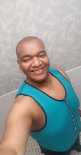 Customer photo review of Men's Zipper Neoprene Sauna Vest