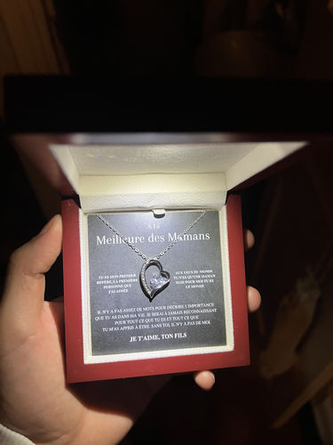 Customer photo review of Collier Coeur Or - À La Meilleure des Mamans - Black Edition - Ton Fils