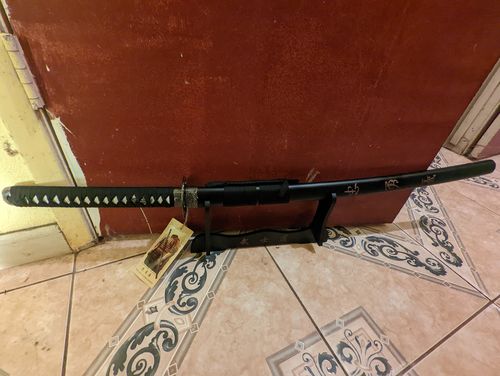 Customer photo review of 41" Japanese Samurai Sword Katana Dragon Engraved Ninja Blade Bushido Knife NEW