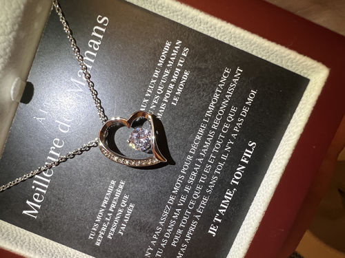 Customer photo review of Collier Coeur Or - À La Meilleure des Mamans - Black Edition - Ton Fils