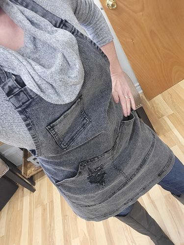 Customer photo review of Leopard Two Tone Apron