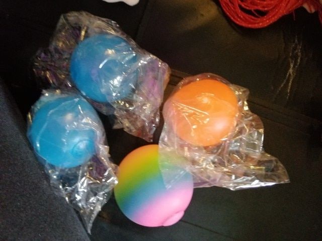 Customer photo review of Balle Anti Stress Colorée