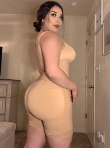Customer photo review of Tess - lange, schlankmachende Körper Shapewear mit Haken - nahtlos