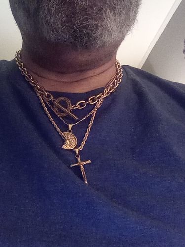 Customer photo review of Toggle Chain (Gold)