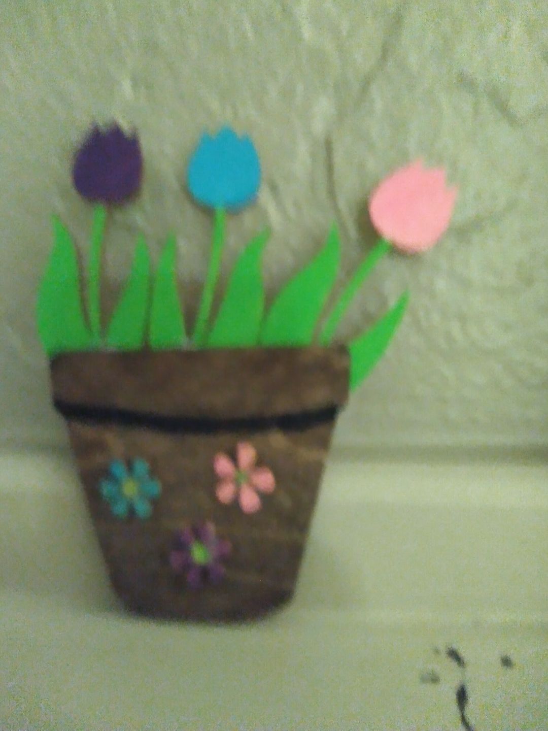Customer photo review of Unfinished Wooden Flower Pot Shape - Flower - Craft - up to 24" DIY